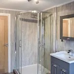 The Oaks * Great Strickland