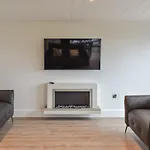 度假居 The Oaks Great Strickland