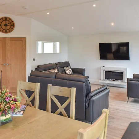 The Oaks Great Strickland